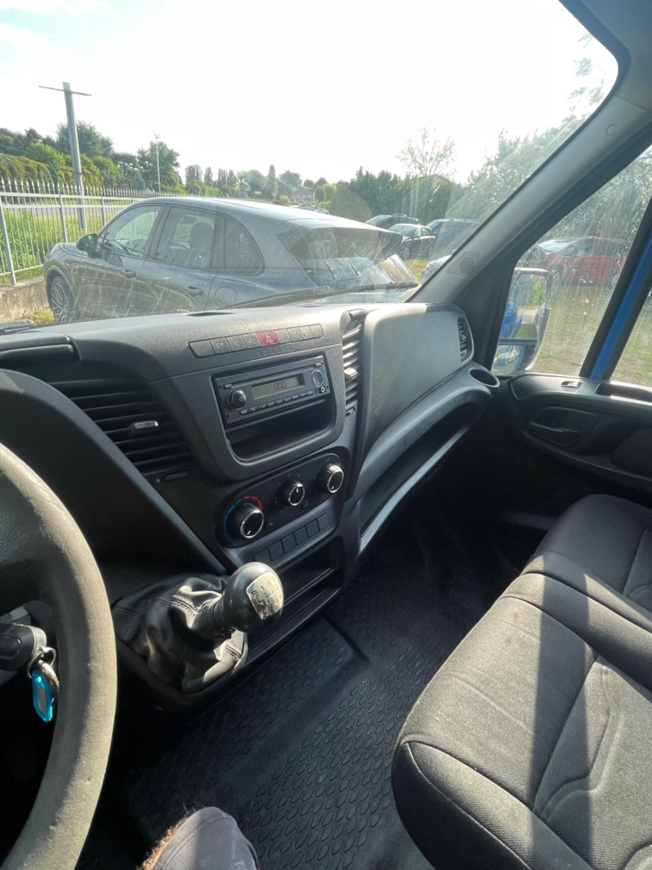 Iveco Daily L2H2