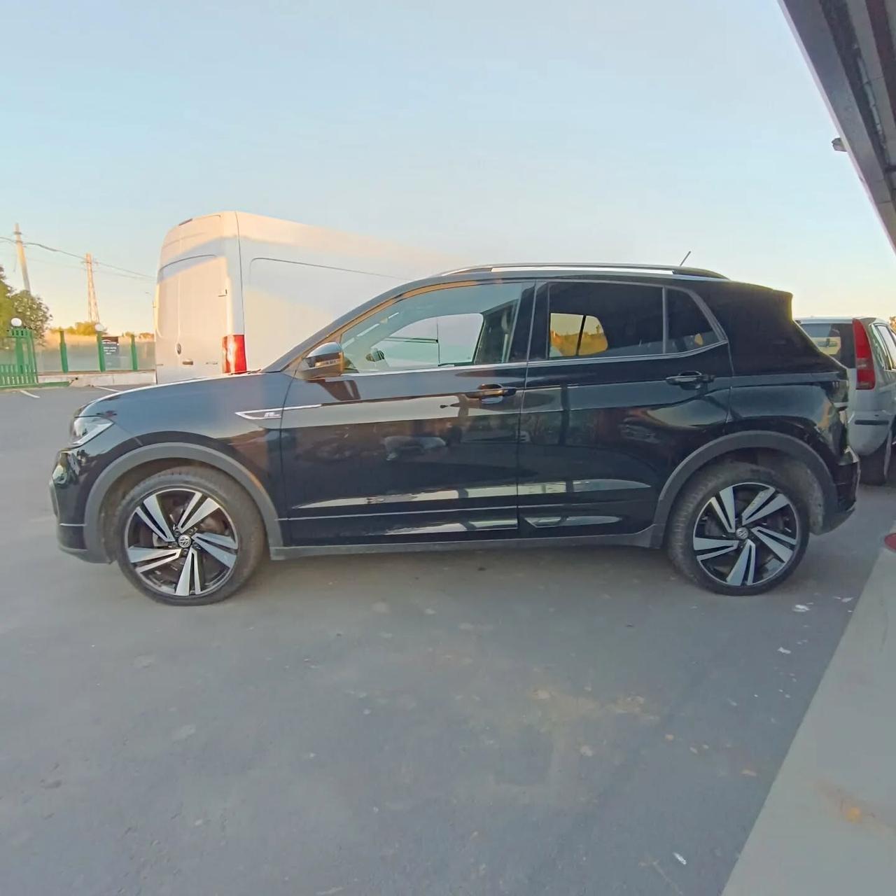 Volkswagen T-Cross 1.6 TDI DSG R-Line