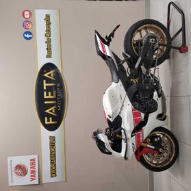 Yamaha YZF R1 World GP 60th Anniversary - 2023