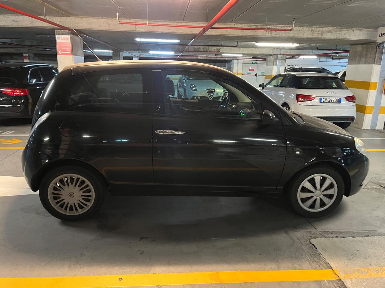 Lancia Ypsilon 1.2 Platino