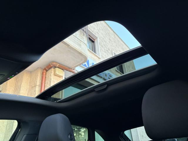 VOLKSWAGEN Taigo 1.0 TSI 110 CV DSG R-Line TETTO APR/PAN