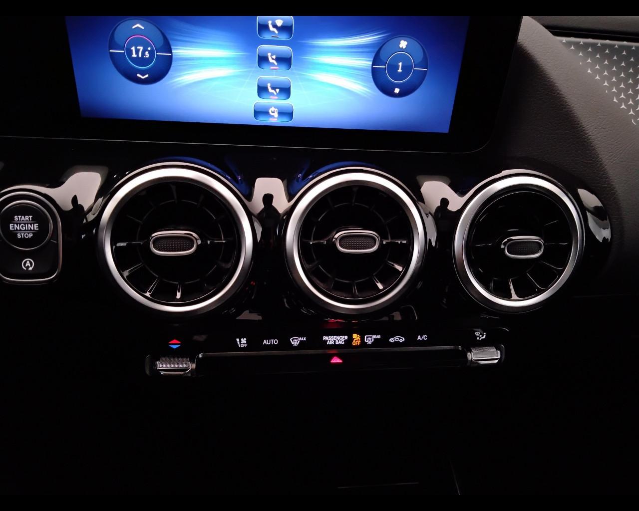 Mercedes-Benz GLA-H247 2023 - GLA 200 d Progressive Advanced auto