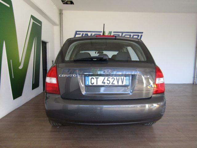 KIA Cerato 1.6 16V 5 porte EX