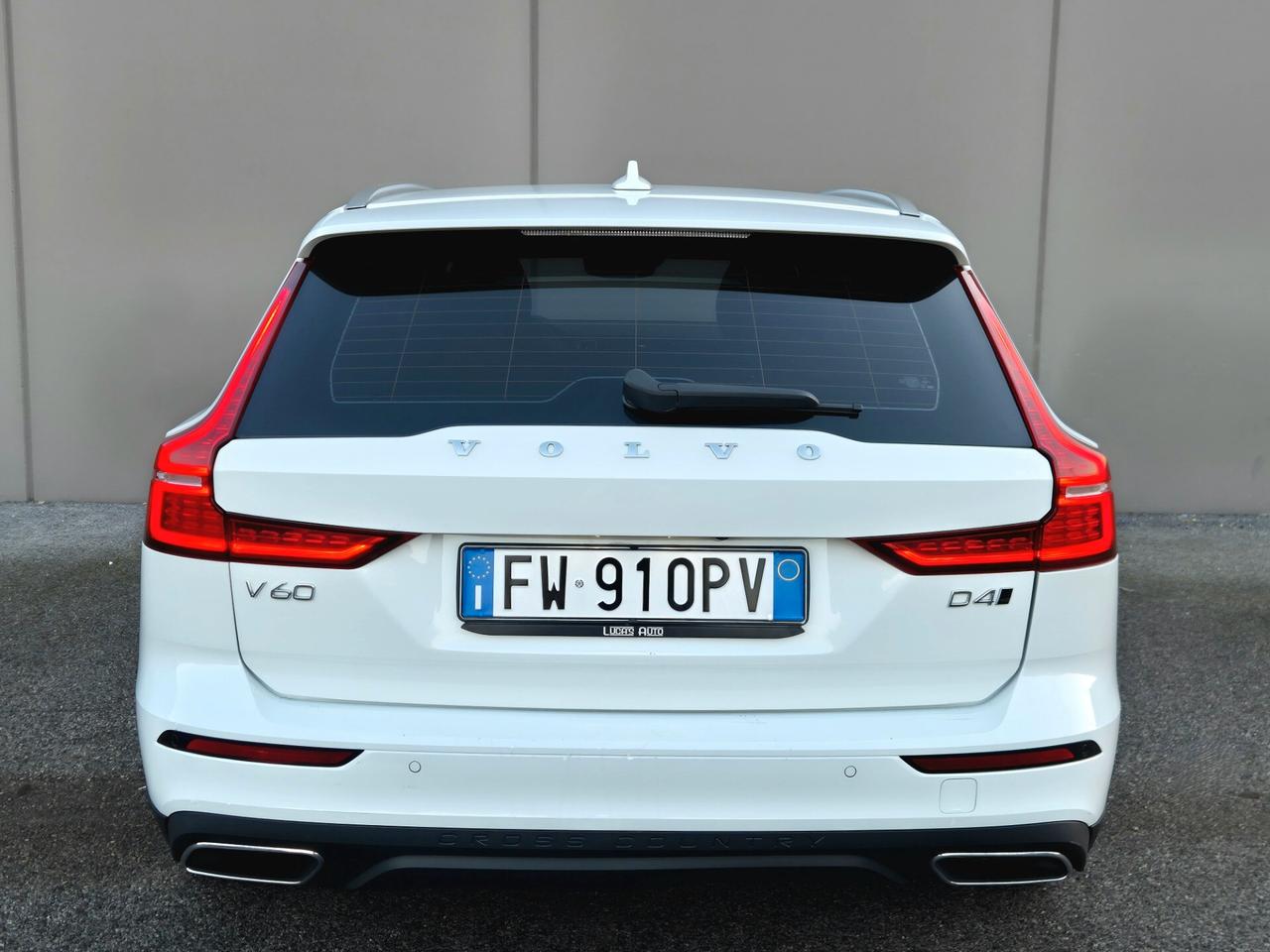 Volvo V60 Cross Country D4 AWD Geartronic Pro