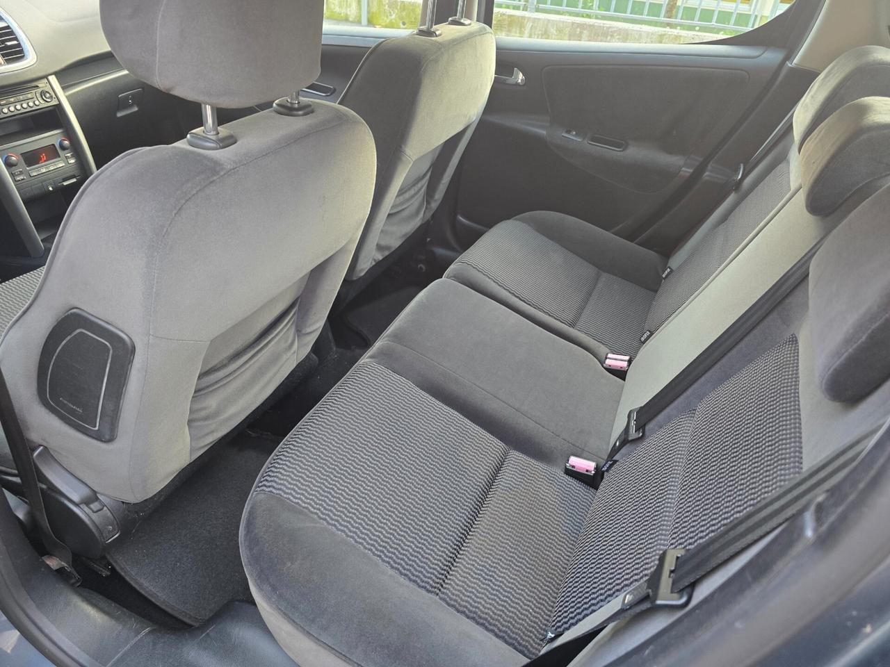 PEUGEOT 207 1.4 "OK PER NEOPATENTATI"