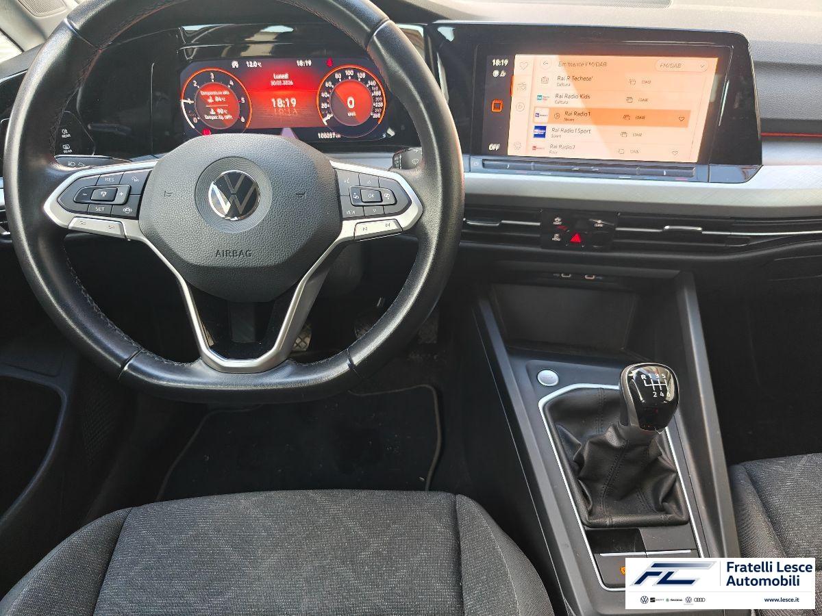 VOLKSWAGEN - Golf 8 2.0 tdi scr life 115cv 6marce (Pronta Consegna)
