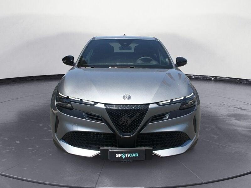 Alfa Romeo Junior 1.2 145 CV Hybrid eDCT6 Q4