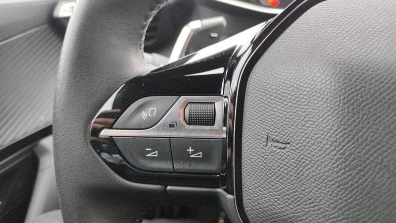 Peugeot 2008 2008 PureTech 130 S&S EAT8 Allure Pack