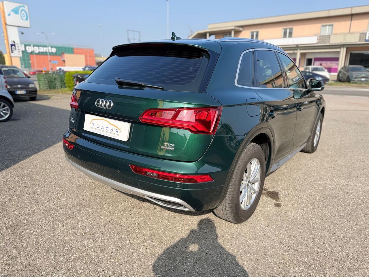 Audi Q5 Business Sport 2.0 40 TDI #9784