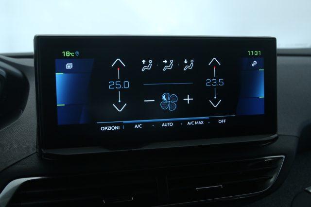 PEUGEOT 3008 Hybrid 225 e-EAT8 Allure Pack