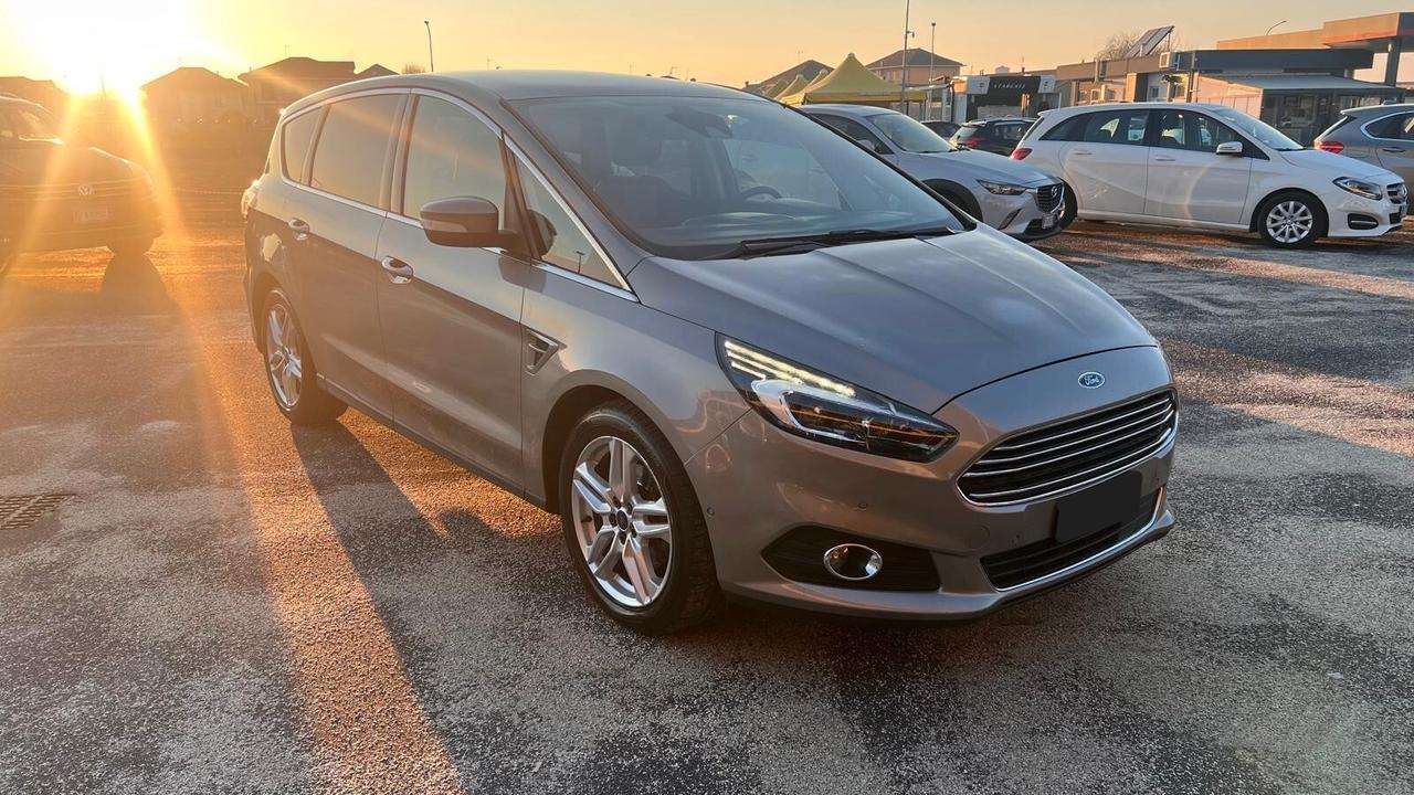 Ford S-Max 2.0 TDCi 150CV Start&Stop Powershift Titanium