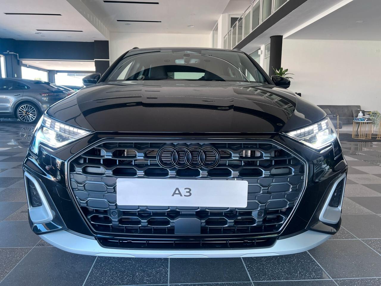 Audi A3 allstreet TFSI 110 kW S tronic Identity Contrast