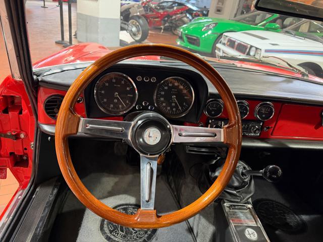 ALFA ROMEO Spider Osso di Seppia 1750 Veloce