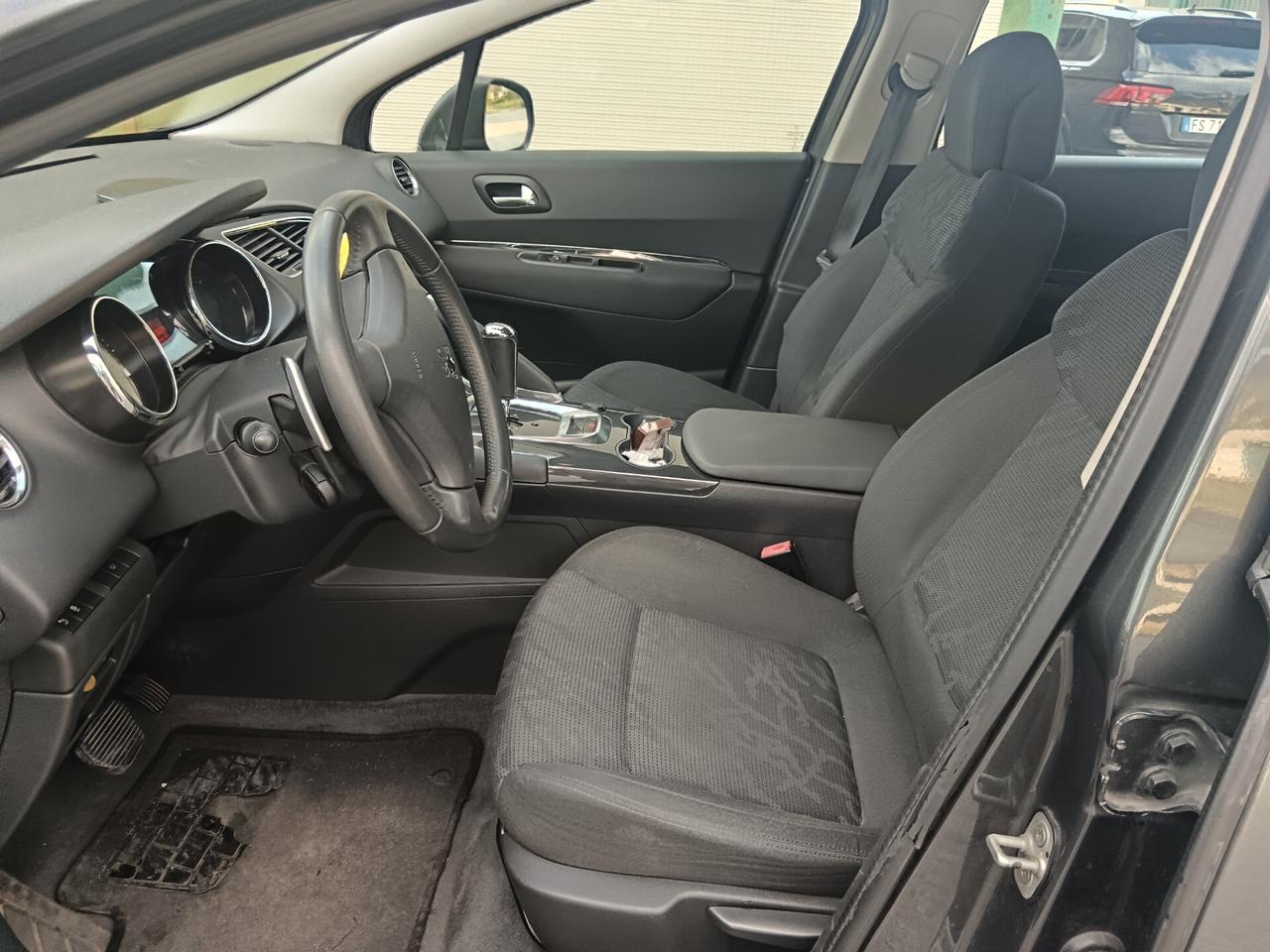 Peugeot 3008 2.0 HDi 150CV Active