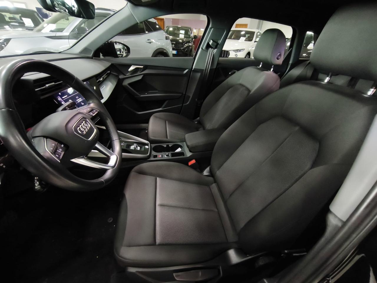 Audi A3 SPB 40 TFSI e S tronic identity Black plug-in