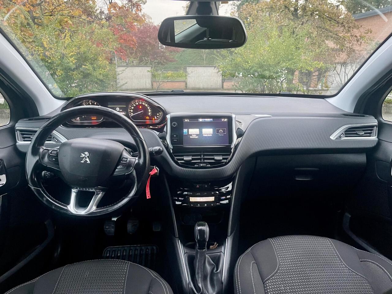 Peugeot 208 PureTech 82 5 porte Access