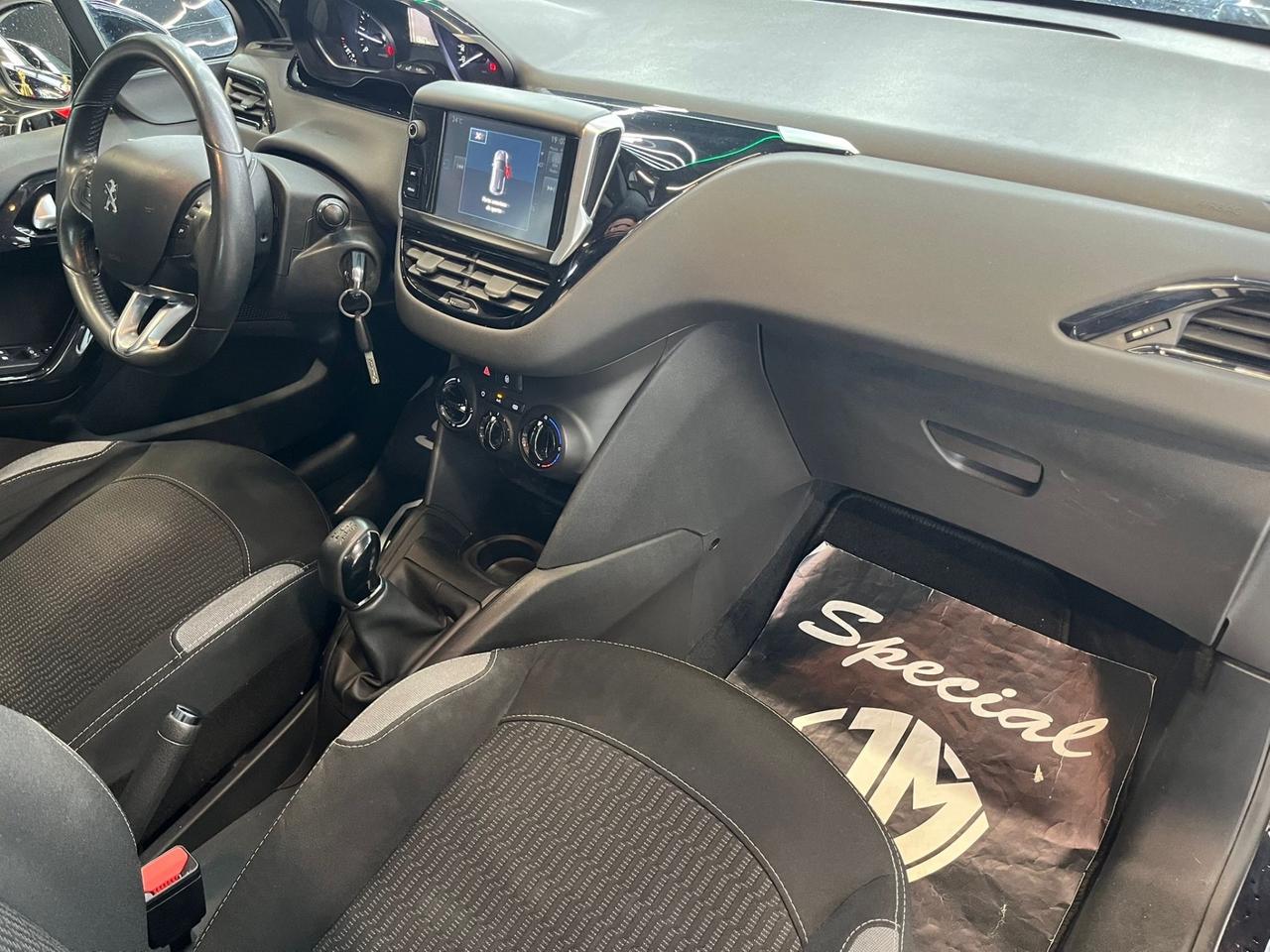 Peugeot 208 BlueHDi 75 5 porte Allure OK NEOPATENTATI UNICO PROPRIETARIO