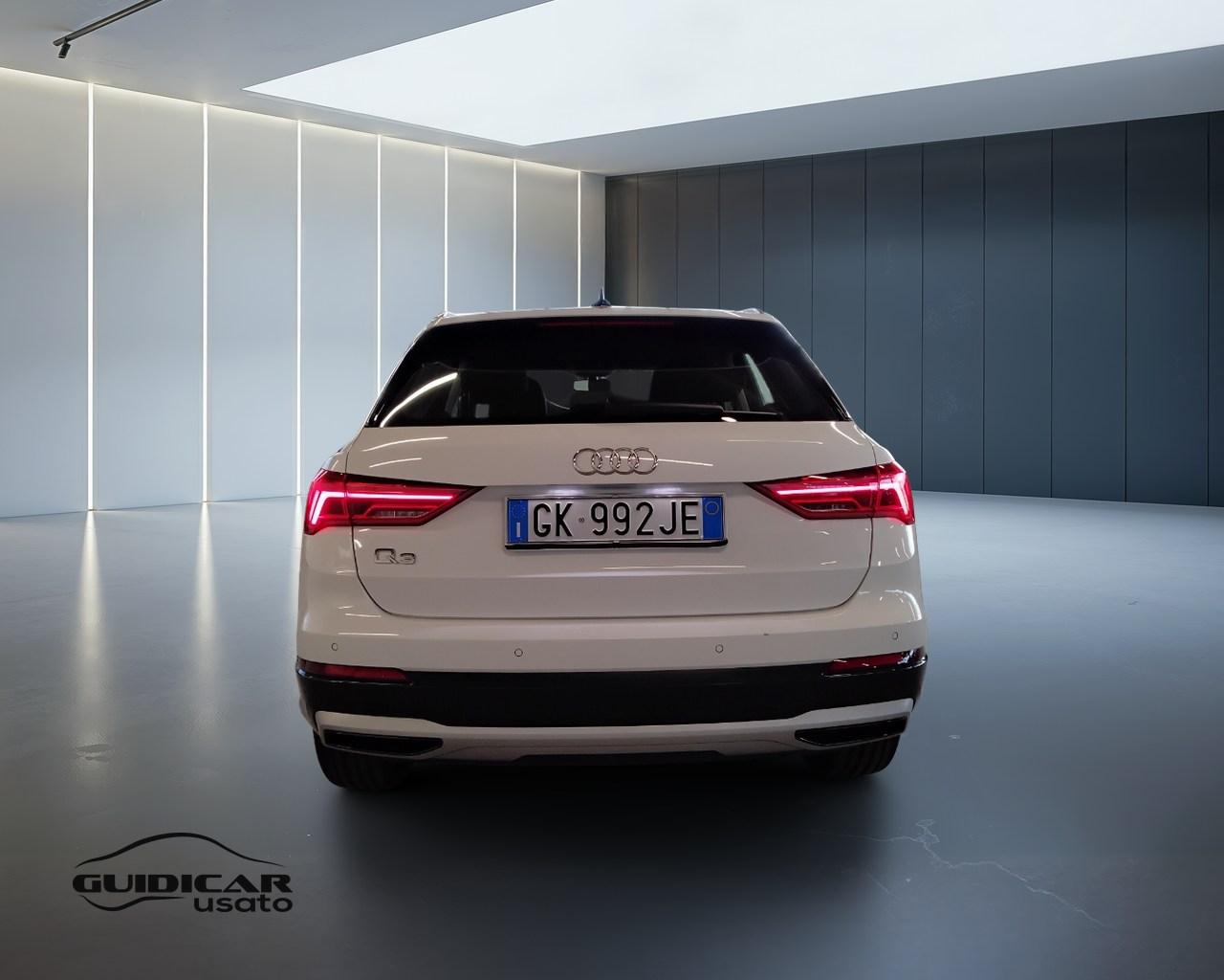 AUDI Q3 II 2018 - Q3 35 2.0 tdi Business Advanced