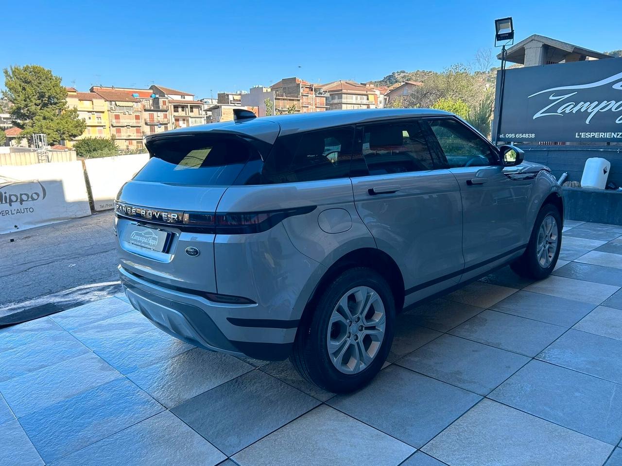 Land Rover Evoque 2.0 150CV AWD R-Dynamic 2019