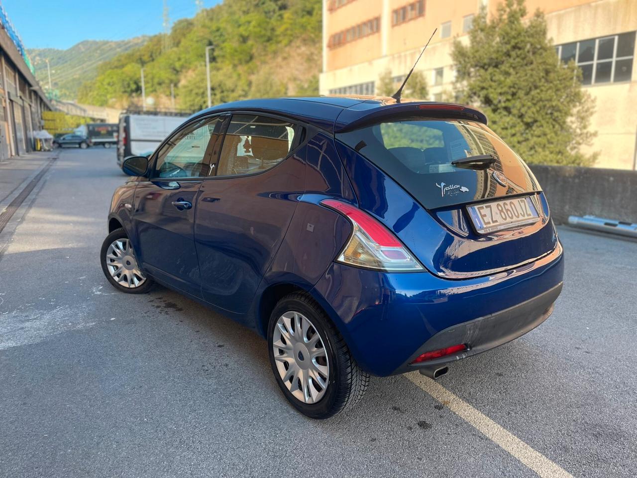 Lancia Ypsilon 1.2 69 CV 5 porte Elle