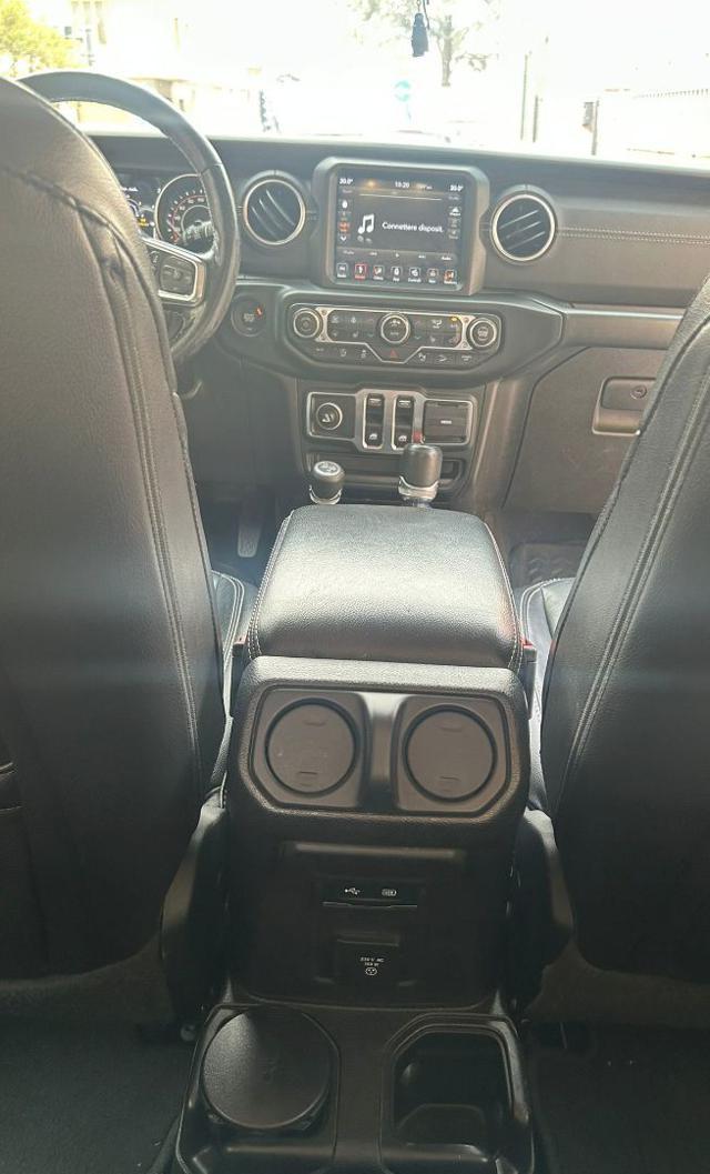 JEEP Wrangler 2.0 Turbo Sahara
