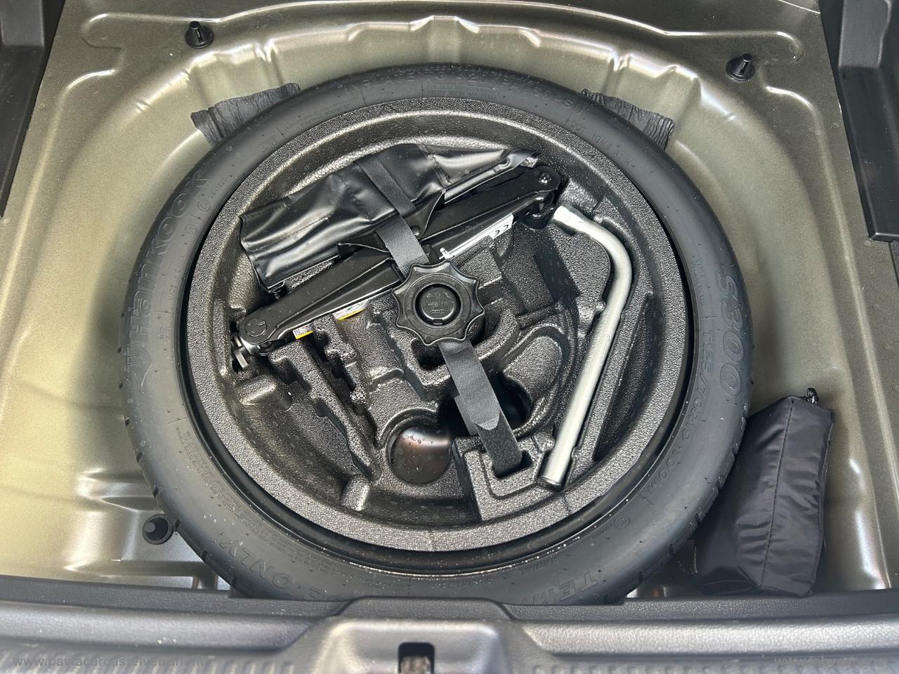 AUDI Q2 35 TFSI S tronic Identity Black