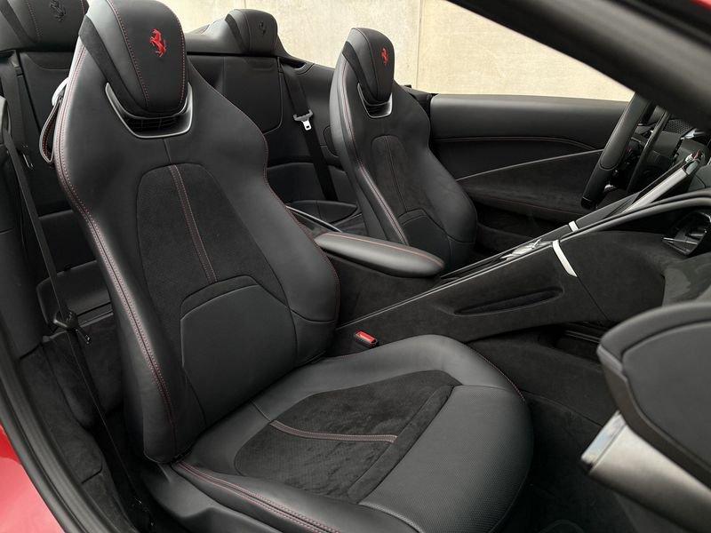 Ferrari Roma Spider - Rosso Imola - IVA ESPOSTA