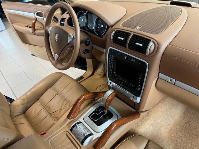 PORSCHE Cayenne 4.8 Turbo 500CV SOLO 87000KM ! SERVICE UFFICIALI !