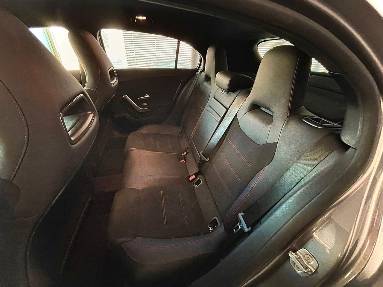 Mercedes-benz A 180 d Automatic AMG Line Premium