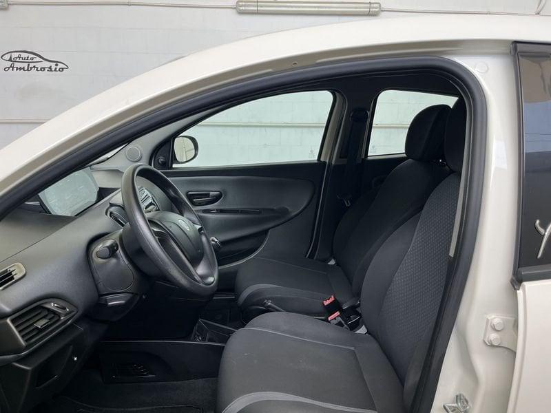 Lancia Ypsilon Ypsilon 1.2 Gold ecochic Gpl 69cv TUA DA 89,00 EURO AL MESE