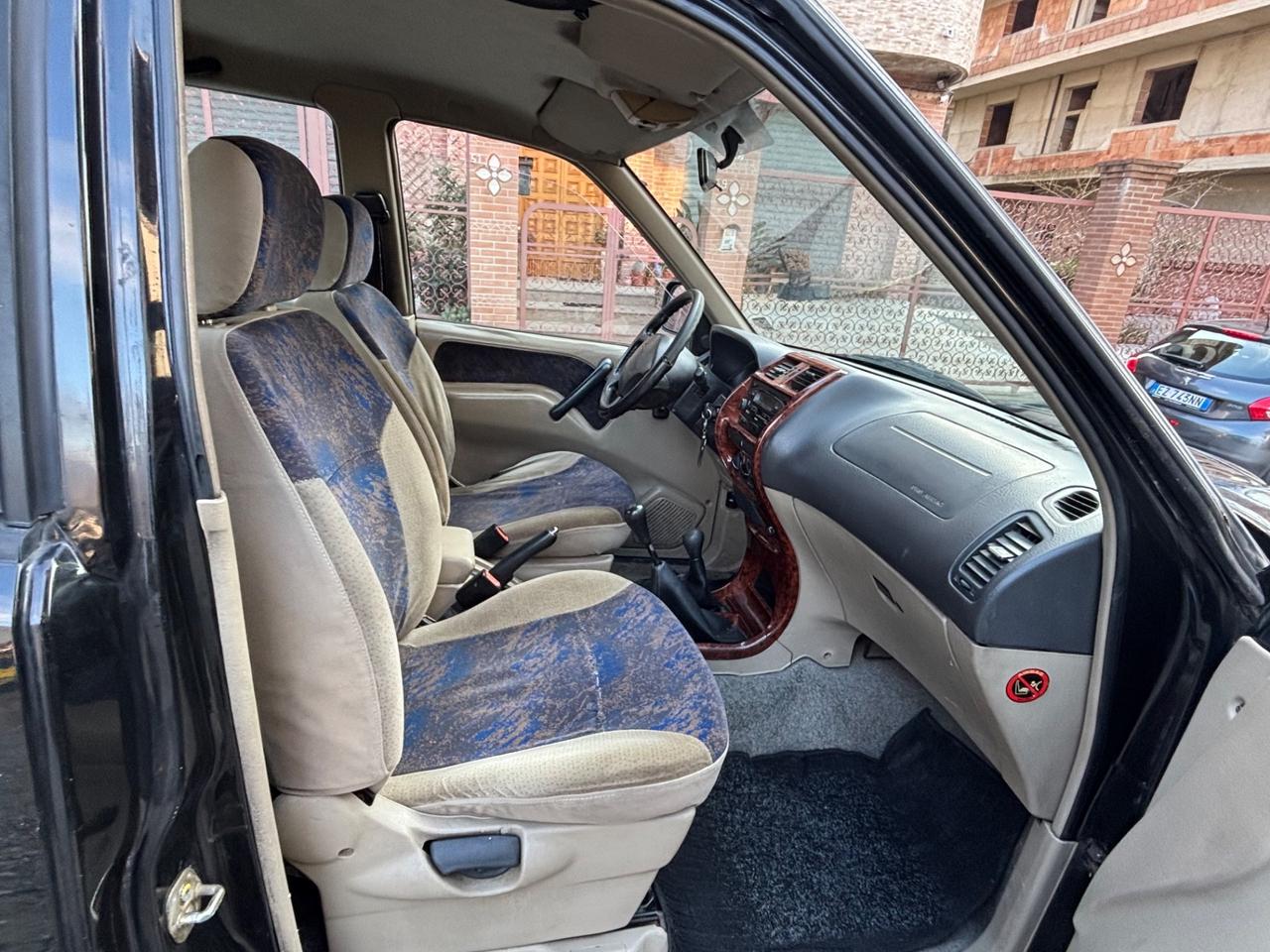 Nissan Terrano II 2.7 Tdi 3 porte Luxury
