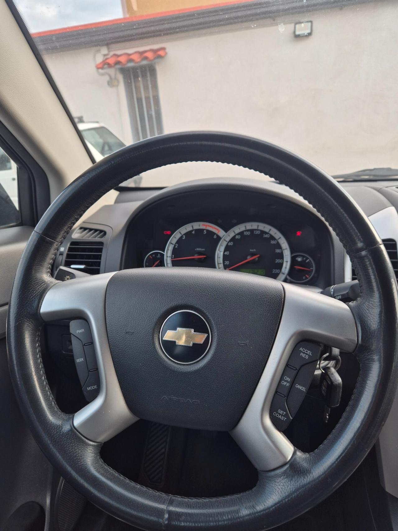 Chevrolet Captiva 2.0 VCDi 2WD 7 POSTI