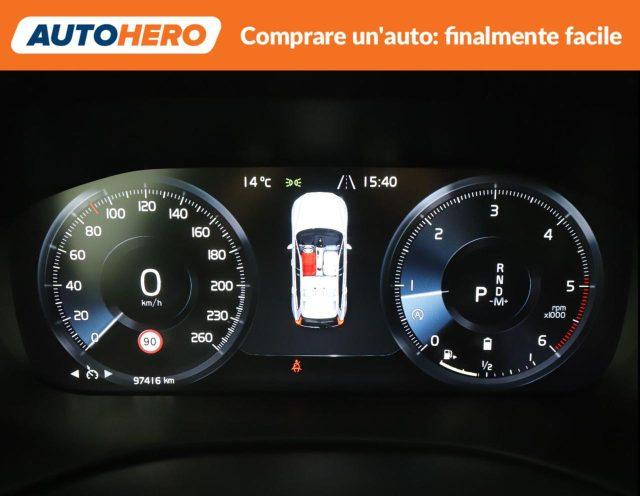 VOLVO XC60 B4 (d) AWD Geartronic Momentum