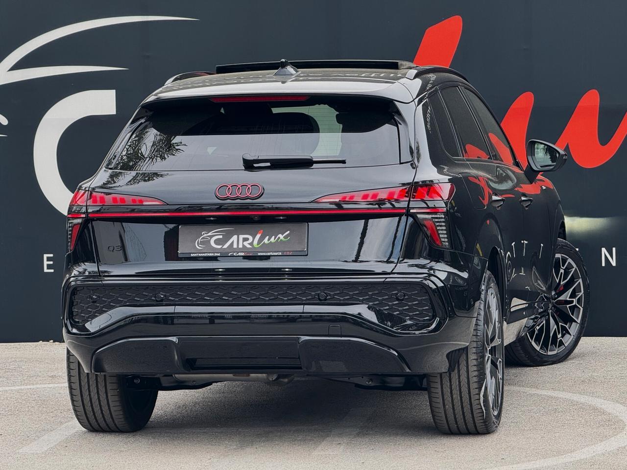 Audi Q3 TDI S line 150CV S-tronic TETTO NEW MODEL