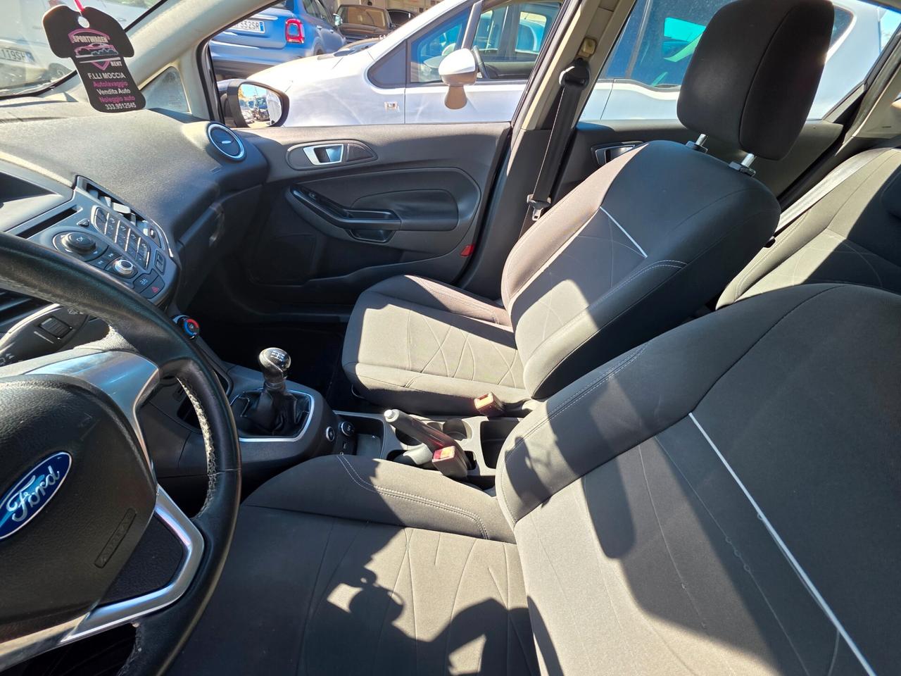 Ford Fiesta 1.4 5p. Bz.- GPL Titanium