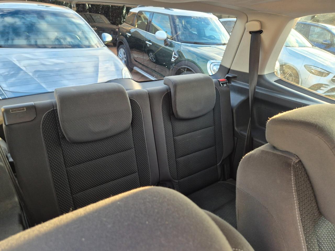 Volkswagen Touran TDI 105cv Comfortline 7 POSTI