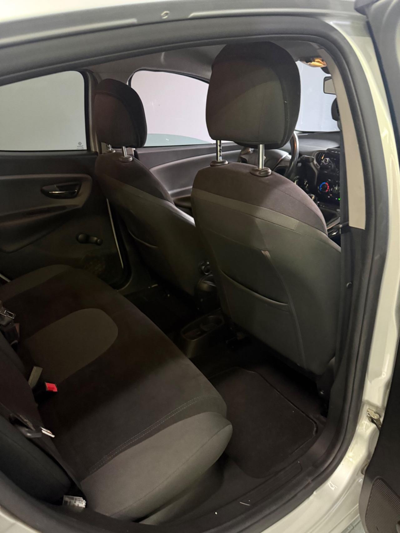 Lancia Ypsilon 1.2 69 CV 5 porte GPL Ecochic Silver