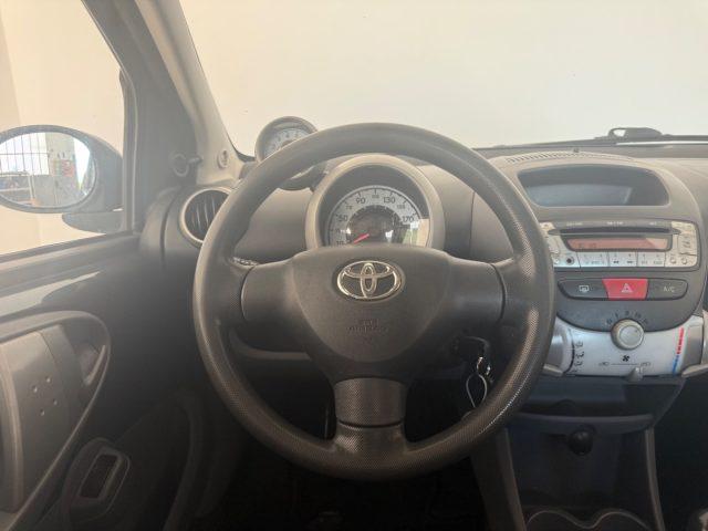 TOYOTA Aygo 1.0 12V VVT-i 3. porte Sol
