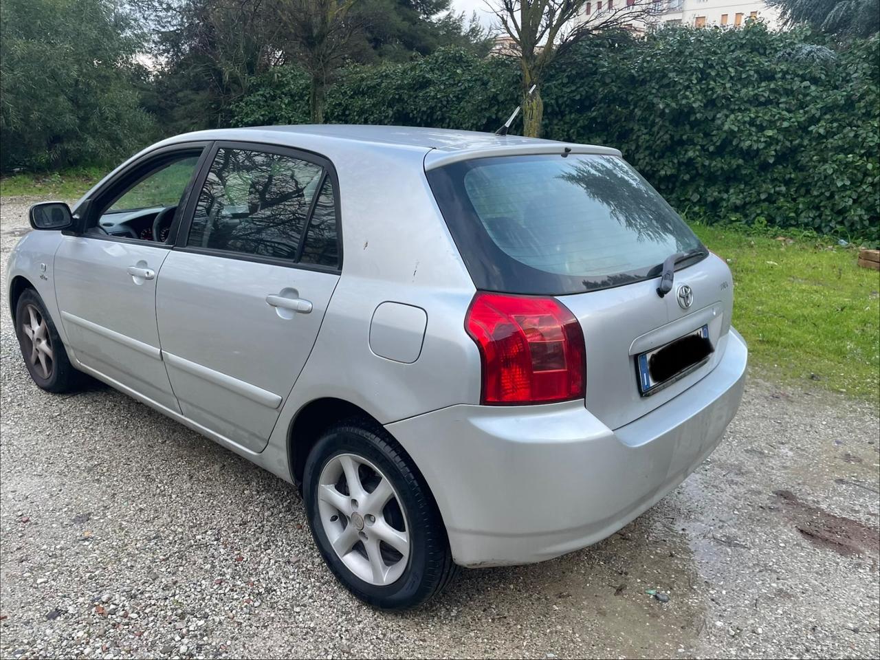 Toyota Corolla 2.0 tdi D-4D 5 porte Sol