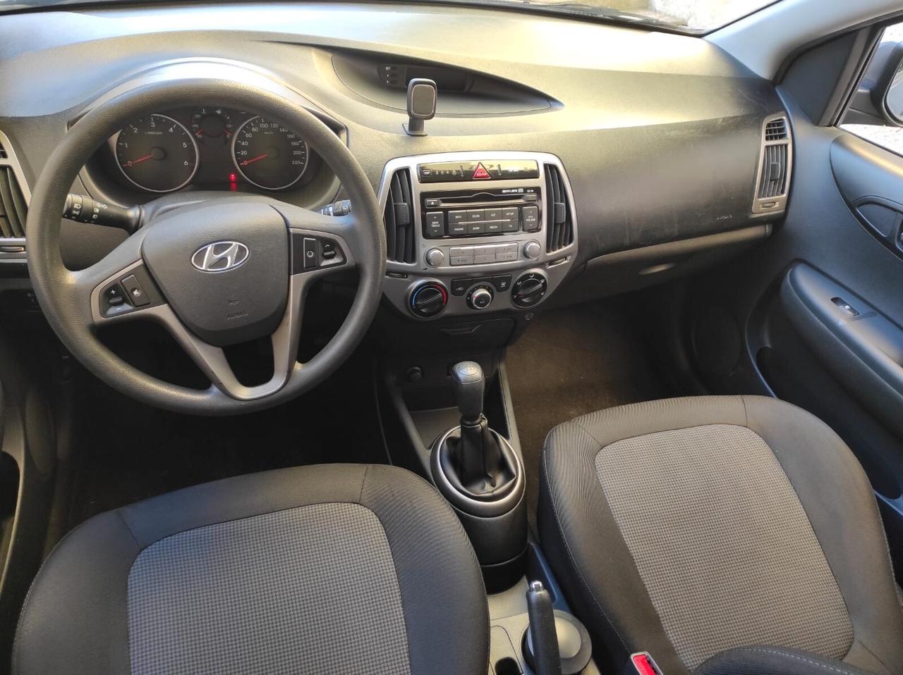 HYUNDAI I20 5 PORTE 1100 DIESEL MOTORE NUOVO