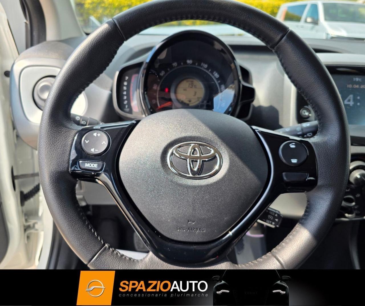 Toyota Aygo Connect 1.0 VVT-i 72 CV *CONFORT*