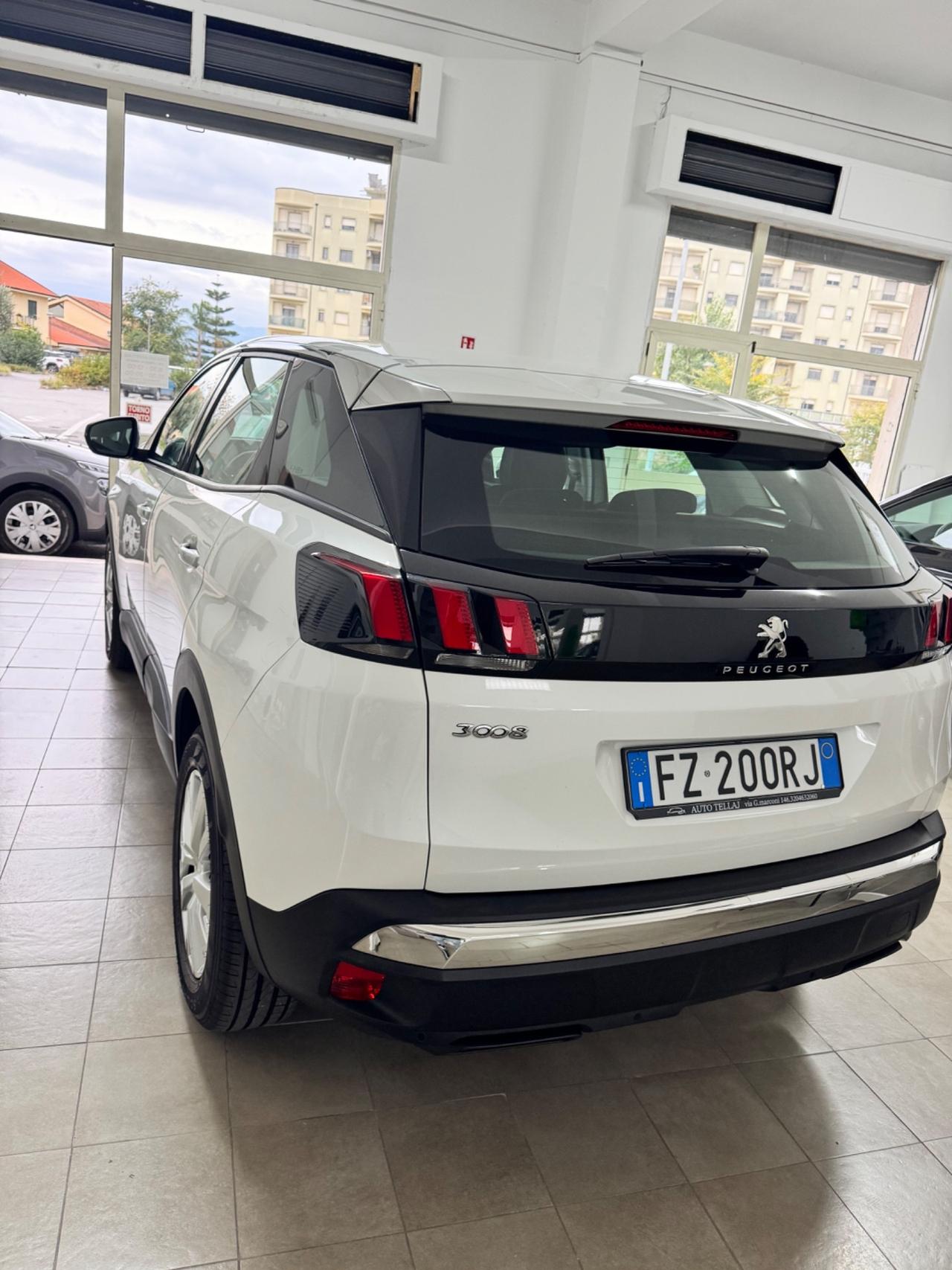 Peugeot 3008 BlueHDi 130 S&S EAT8 Business