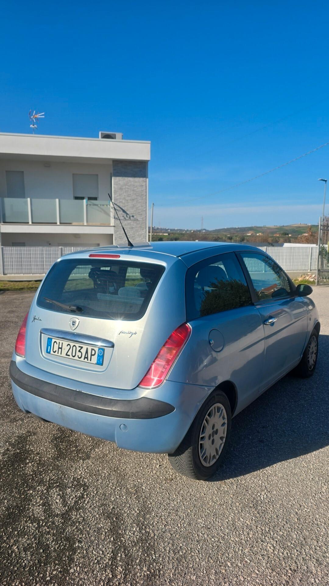 Lancia Ypsilon 1.3 Multijet 16V Argento