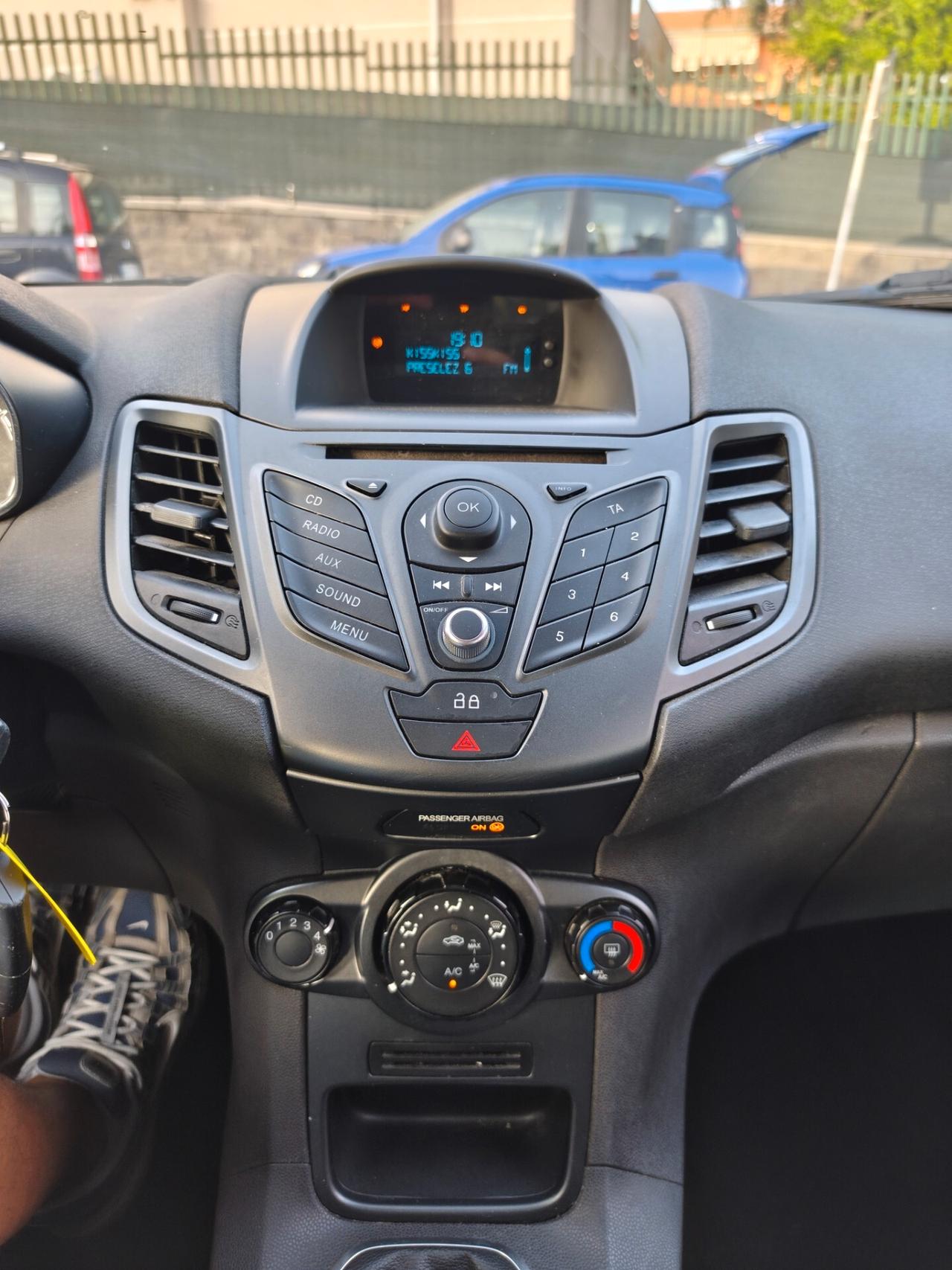 Ford Fiesta 1.4 5 porte Bz.- GPL