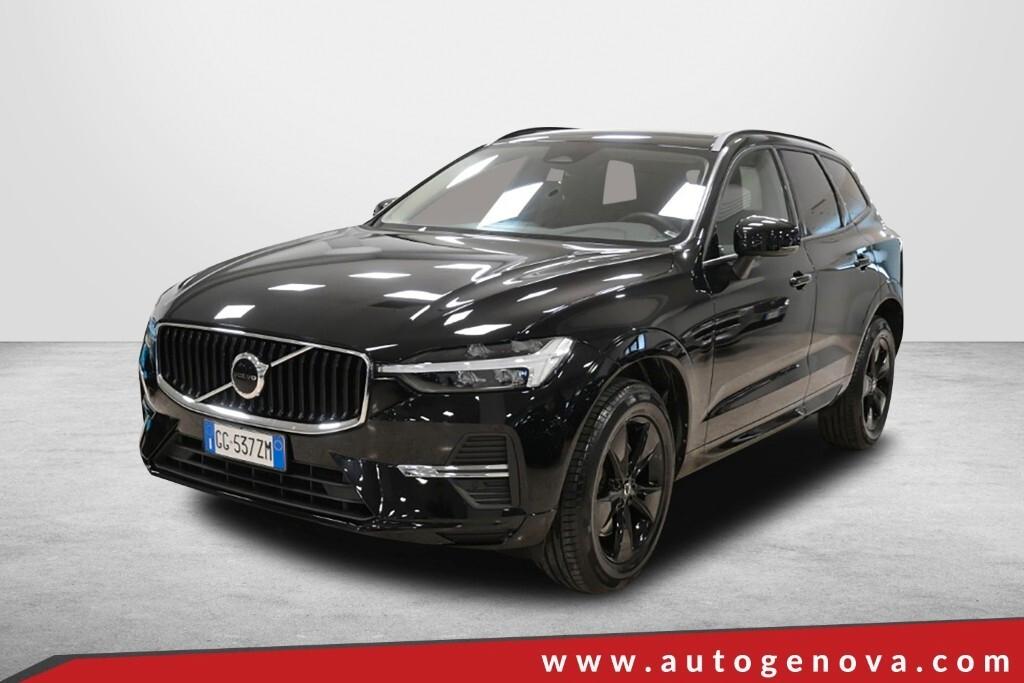 VOLVO XC60 2.0D 197CV B4 (D) GEARTRONIC MOMENTUM ( FARI LED - COCKPIT - NAVI - SENSORI POST. - CERCHI 18 )