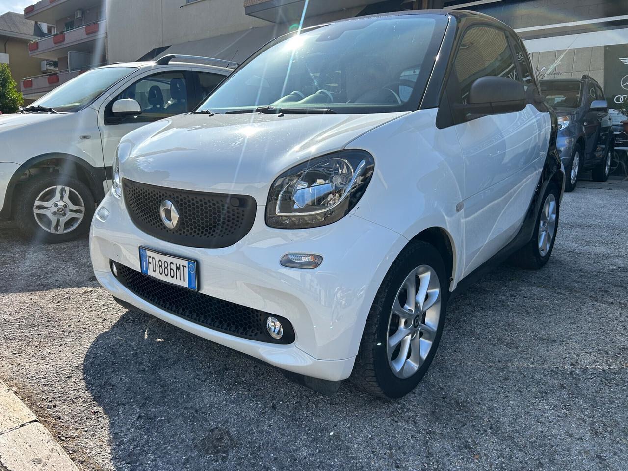 Smart ForTwo 70 1.0 CAMBIO MANUALE neopatentati