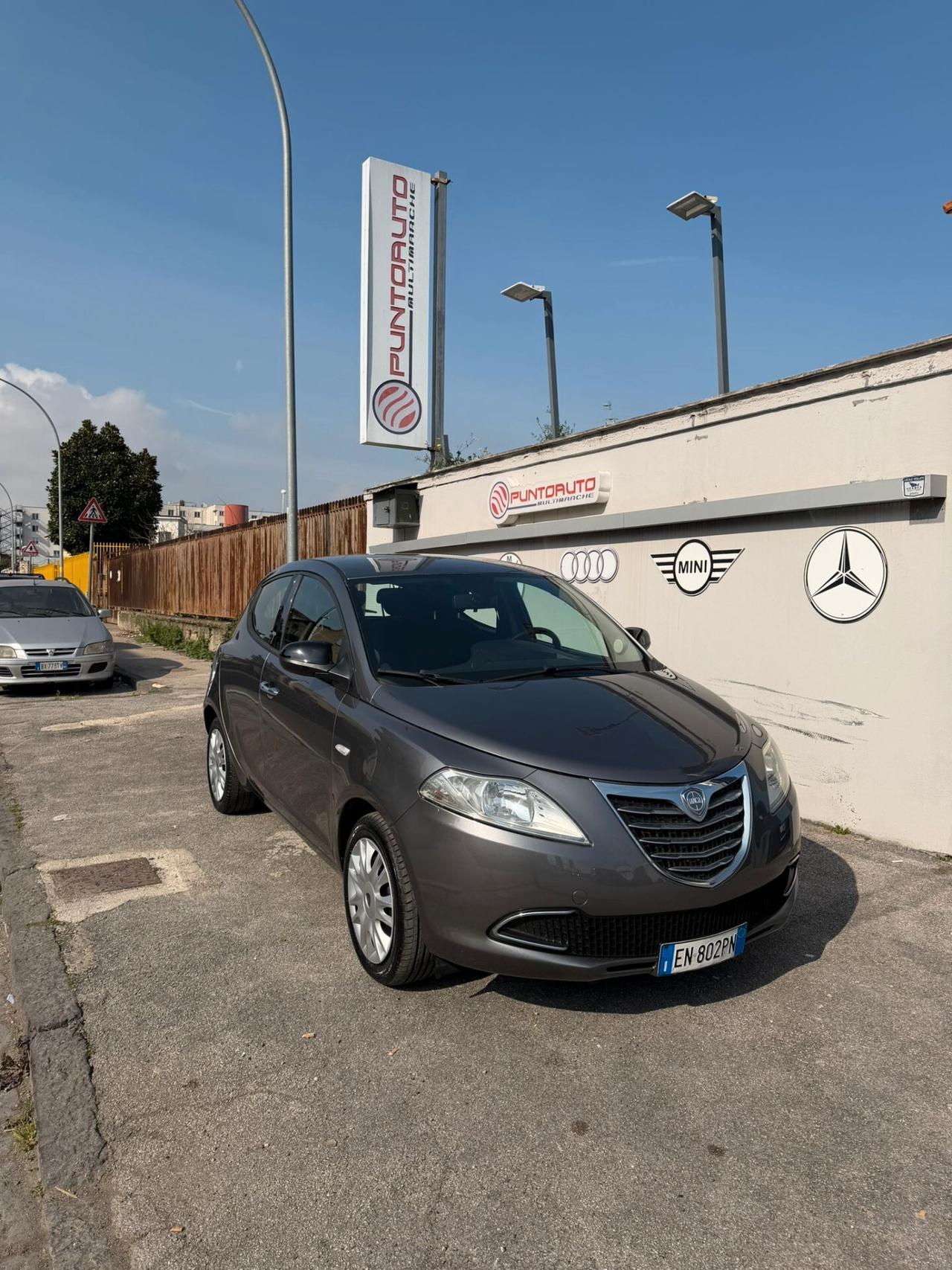 Ypsilon III 2012 1.3 mjt Gold s