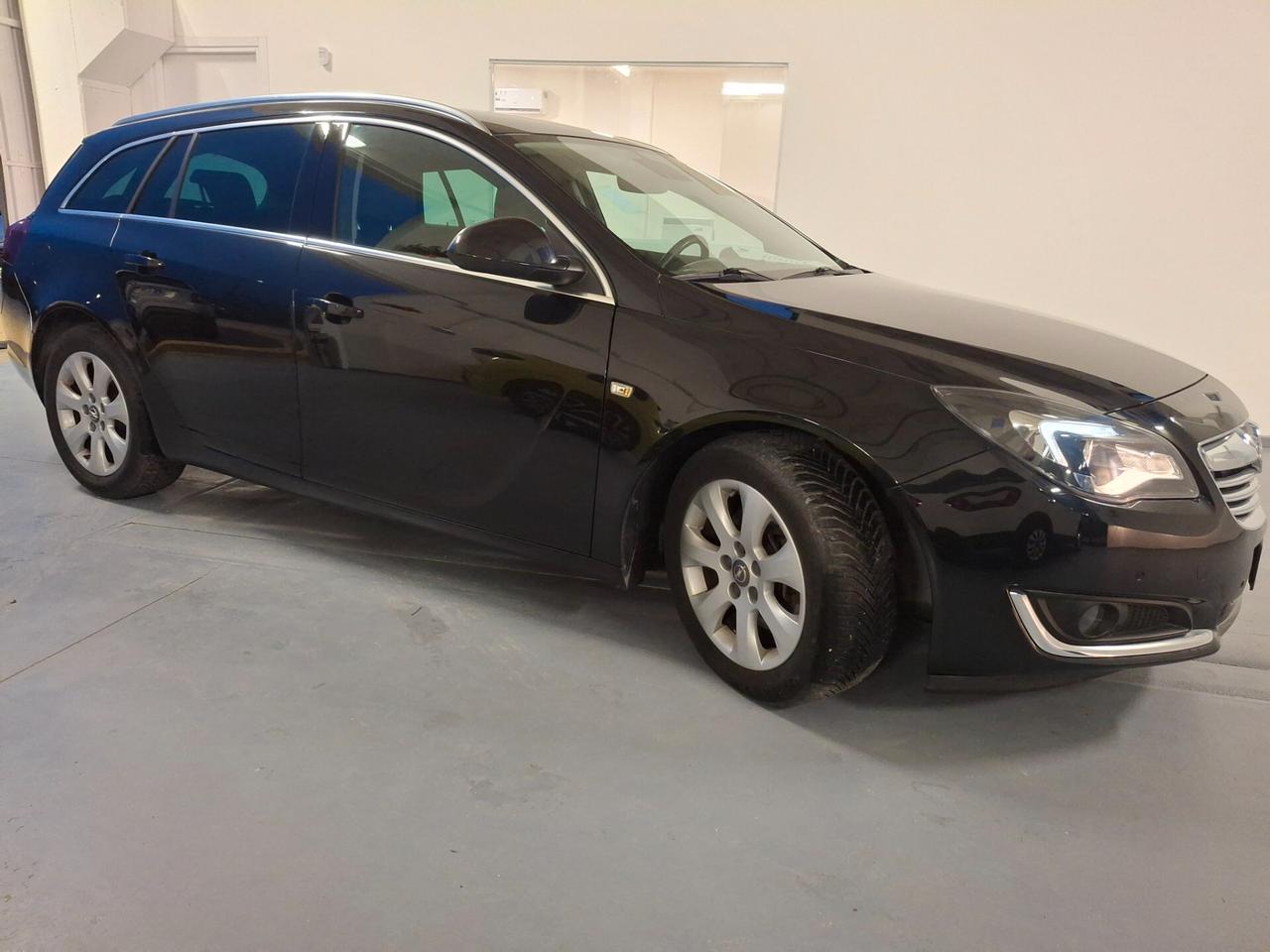 Opel Insignia 2.0 CDTI Sports Tourer Cosmo