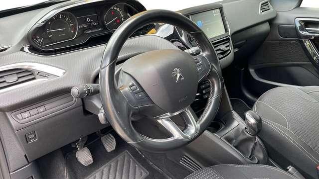 Peugeot 208 5 Porte 1.2 PureTech 82cv Allure S&S neopatent