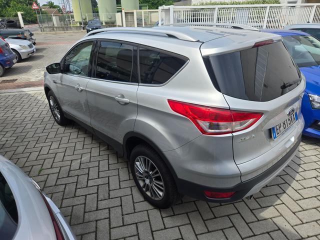 FORD Kuga 2.0 TDCI 140 CV 4WD Titanium